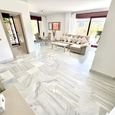 With Private Pool Tatil Evi *